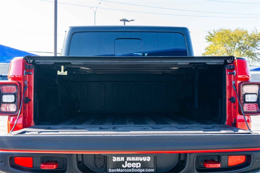 Used Car 2020 Jeep Gladiator  Rubicon For Sale Under $30,000 In San Marcos, Texas