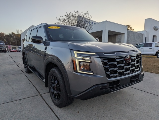 2025 Nissan Armada PRO-4X 4WD