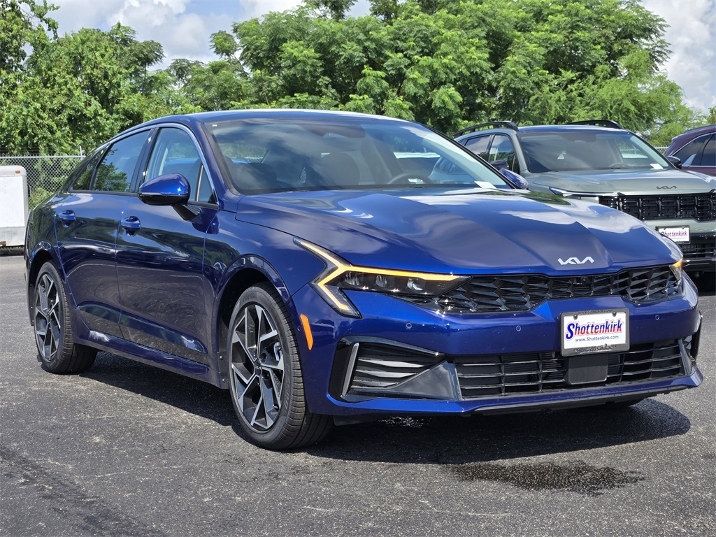 2026 Kia K5 EX - 1