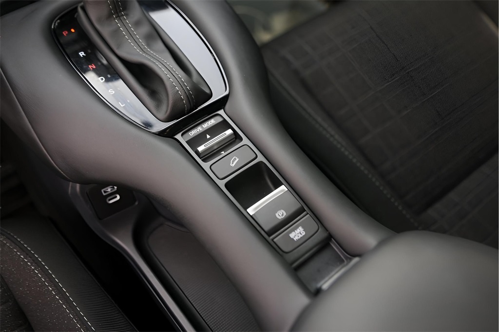 Used Car 2025 Honda Hr-v  Lx For Sale Under $30,000 In Austin, Texas