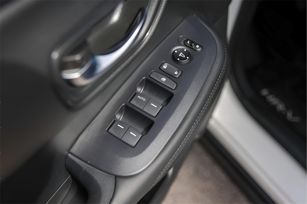 Used Car 2025 Honda Hr-v  Lx For Sale Under $30,000 In Austin, Texas