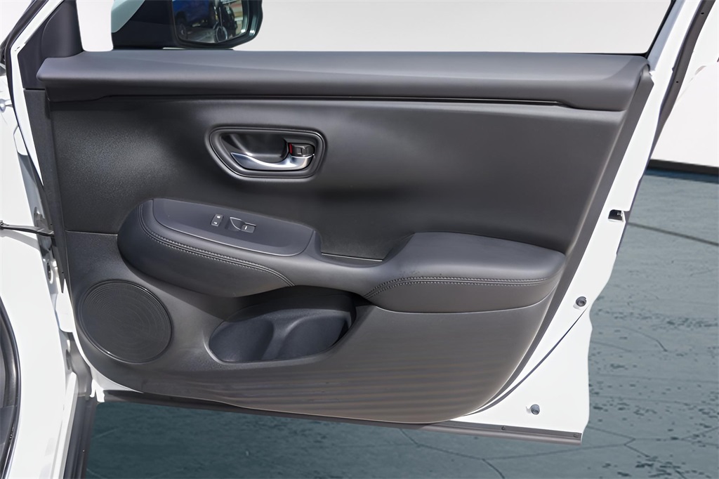 Used Car 2025 Honda Hr-v  Lx For Sale Under $30,000 In Austin, Texas