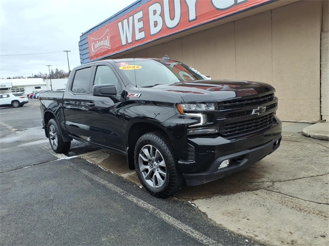 2022 Chevrolet Silverado 1500 RST Crew Cab 4WD