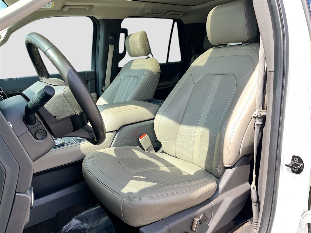 2020 Ford Expedition Limited White at Bravo Nissan