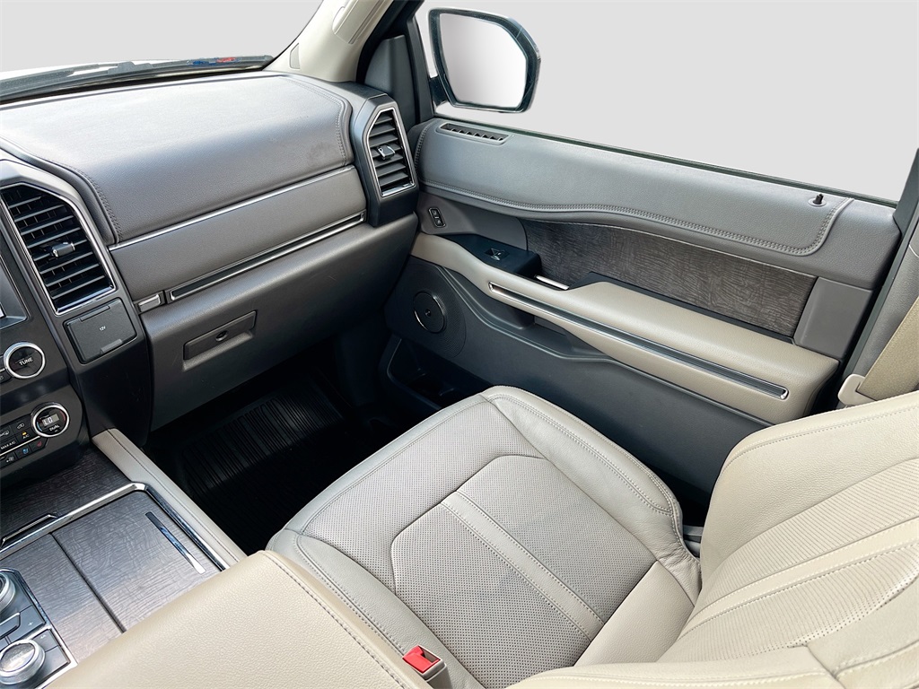 2020 Ford Expedition Limited White at Bravo Nissan