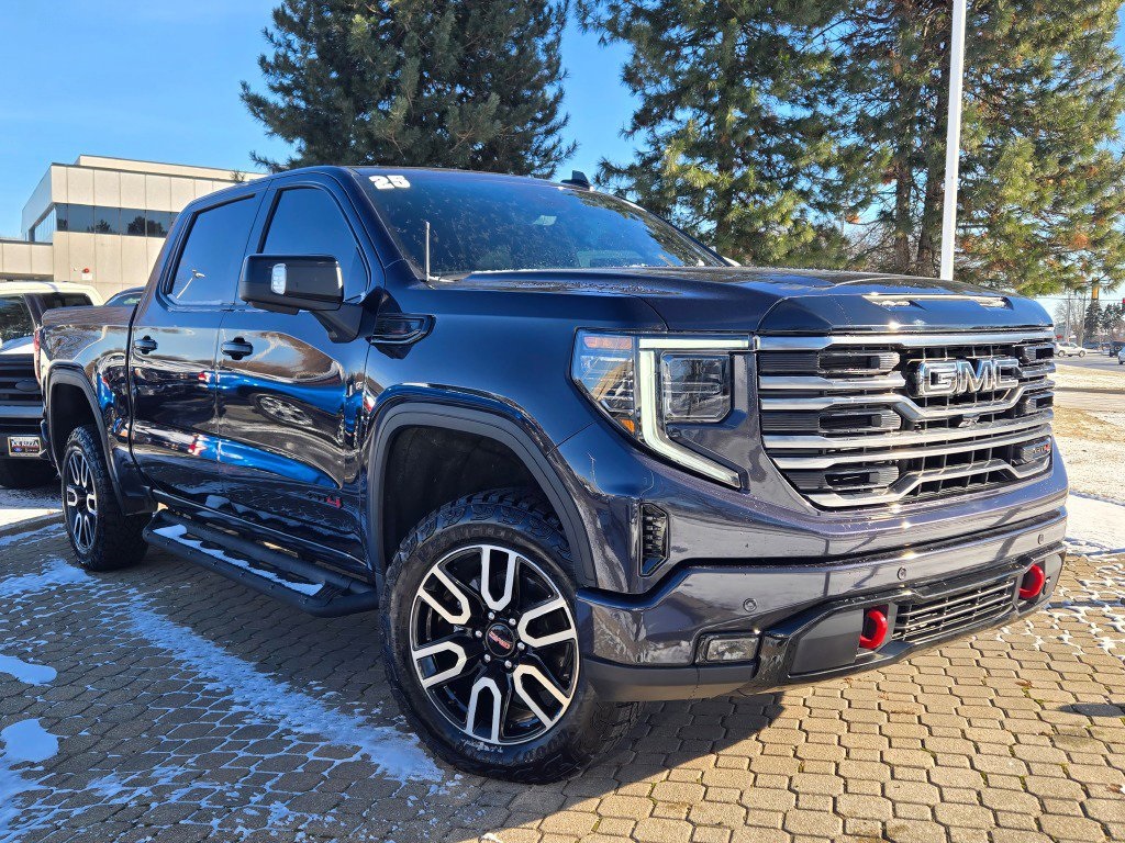 2025 GMC Sierra 1500 AT4 Crew Cab 4WD
