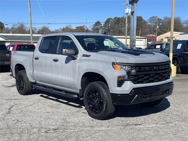 2024 Chevrolet Silverado 1500 Custom Trail Boss Crew Cab 4WD