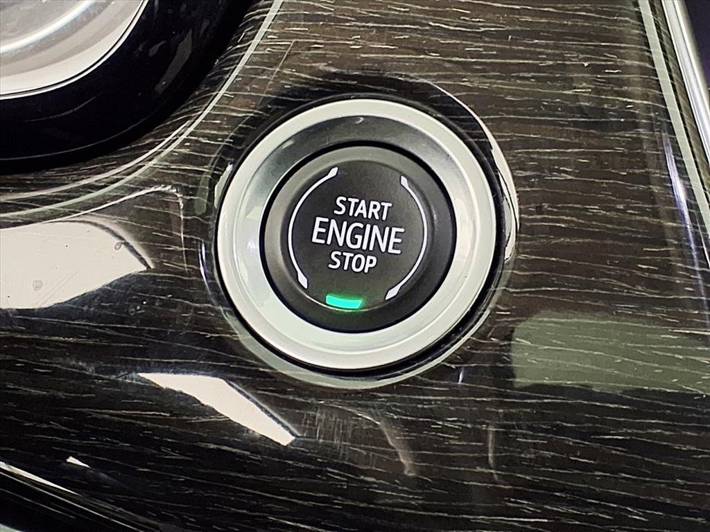 2020 Cadillac XT6 Premium Luxury Silver at Classic Chevrolet Galveston