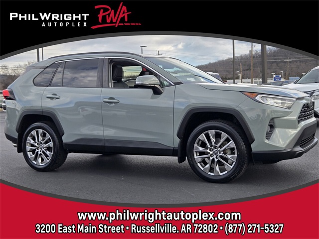 2019 Toyota RAV4 XLE Premium FWD