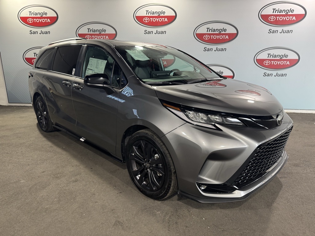 Thumbnail: 2026 Toyota Sienna - 3