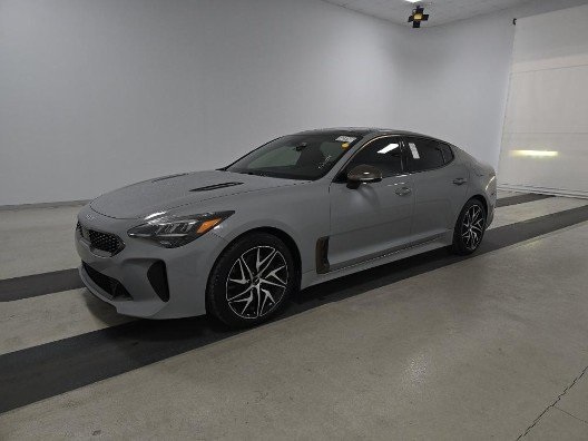 2022 Kia Stinger GT-Line's photo