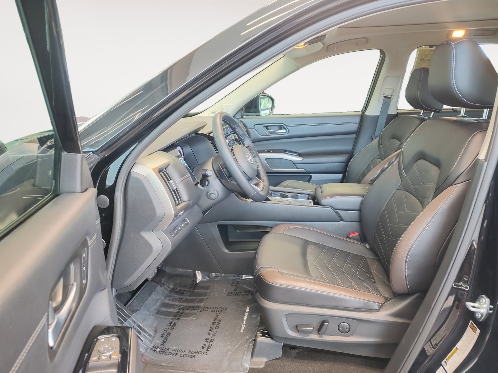 Used Car 2024 Nissan Pathfinder  Platinum For Sale Under $40,000 In San Antonio, Texas