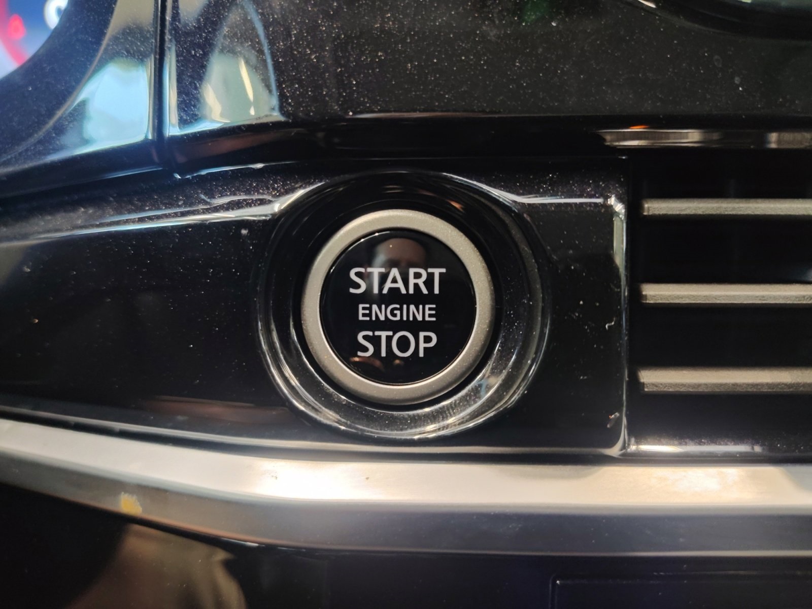 Used Car 2024 Nissan Pathfinder  Platinum For Sale Under $40,000 In San Antonio, Texas