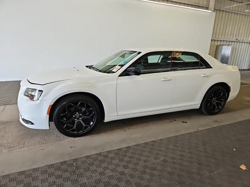 2019 Chrysler 300 Touring RWD