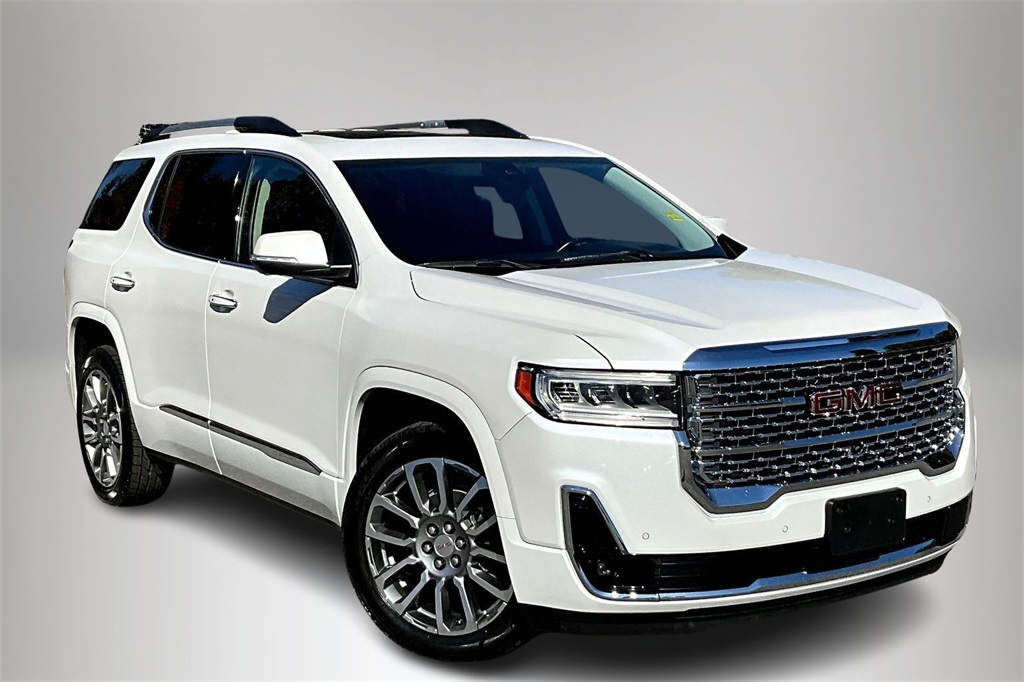 2022 GMC Acadia Denali FWD