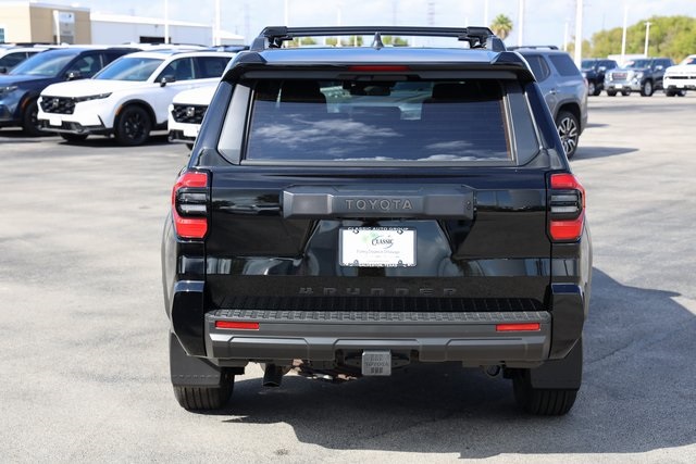 2025 Toyota 4Runner SR5 - 6