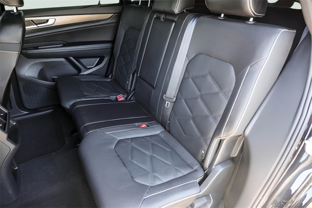 Used Car 2024 Volkswagen Atlas Cross Sport  2.0t Se For Sale Under $30,000 In Austin, Texas