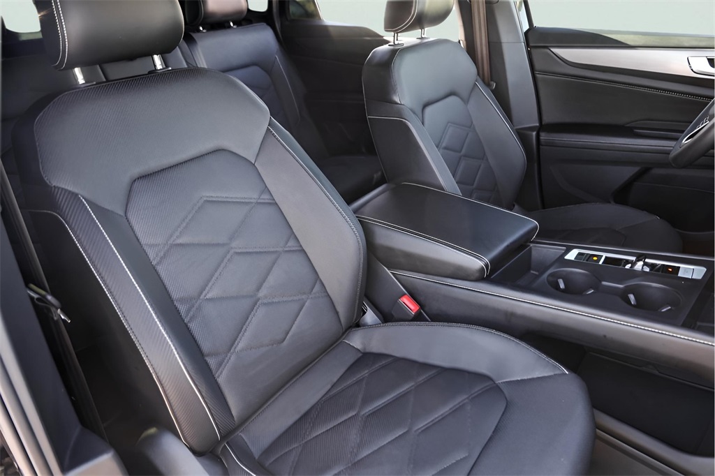 Used Car 2024 Volkswagen Atlas Cross Sport  2.0t Se For Sale Under $30,000 In Austin, Texas