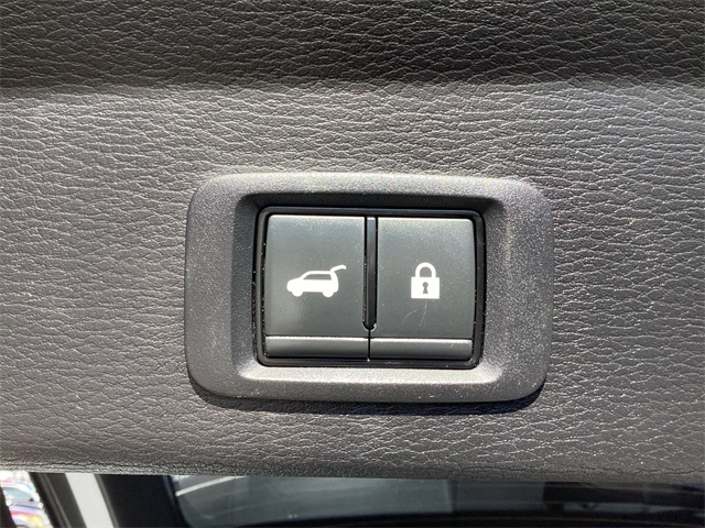 Used Car 2022 Mitsubishi Outlander  Se For Sale Under $25,000 In San Antonio, Texas