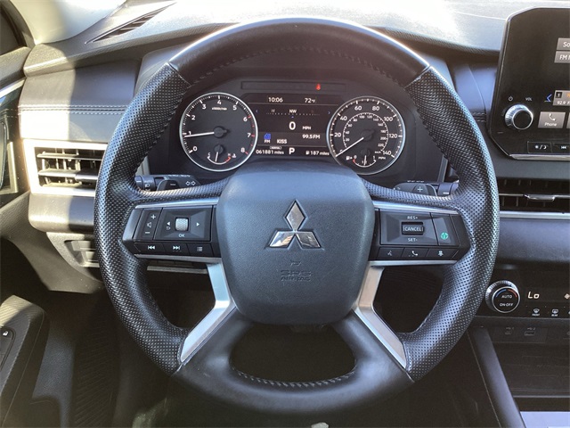 Used Car 2022 Mitsubishi Outlander  Se For Sale Under $25,000 In San Antonio, Texas