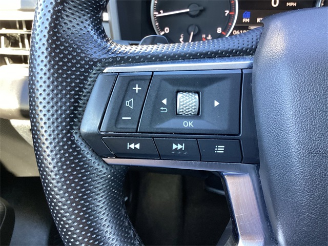 Used Car 2022 Mitsubishi Outlander  Se For Sale Under $25,000 In San Antonio, Texas