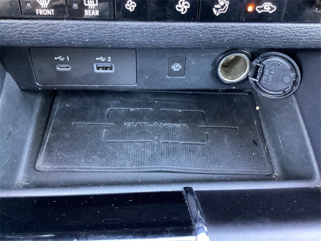 Used Car 2022 Mitsubishi Outlander  Se For Sale Under $25,000 In San Antonio, Texas