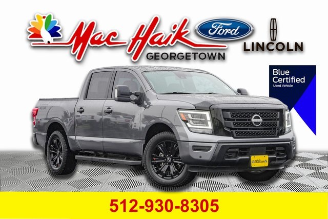 2023 Nissan Titan SV Crew Cab 4WD