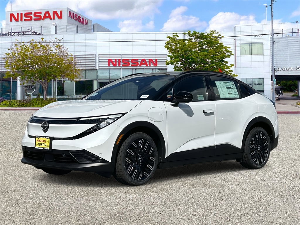 2026 Nissan LEAF Platinum+'s photo