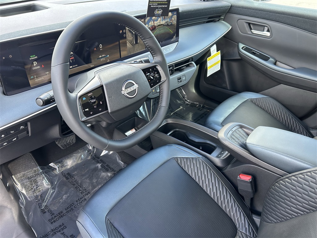 New White Pearl 2026 Nissan Leaf PLATINUM+ for Sale in Tustin, CA