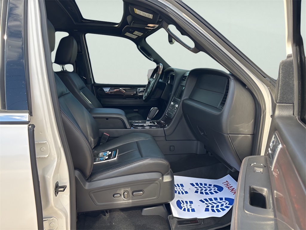 2017 Lincoln Navigator L