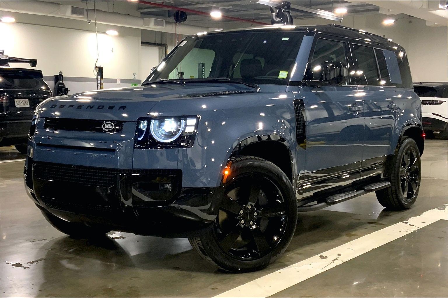 2026 Land Rover Defender 110 P400 X-Dynamic SE AWD