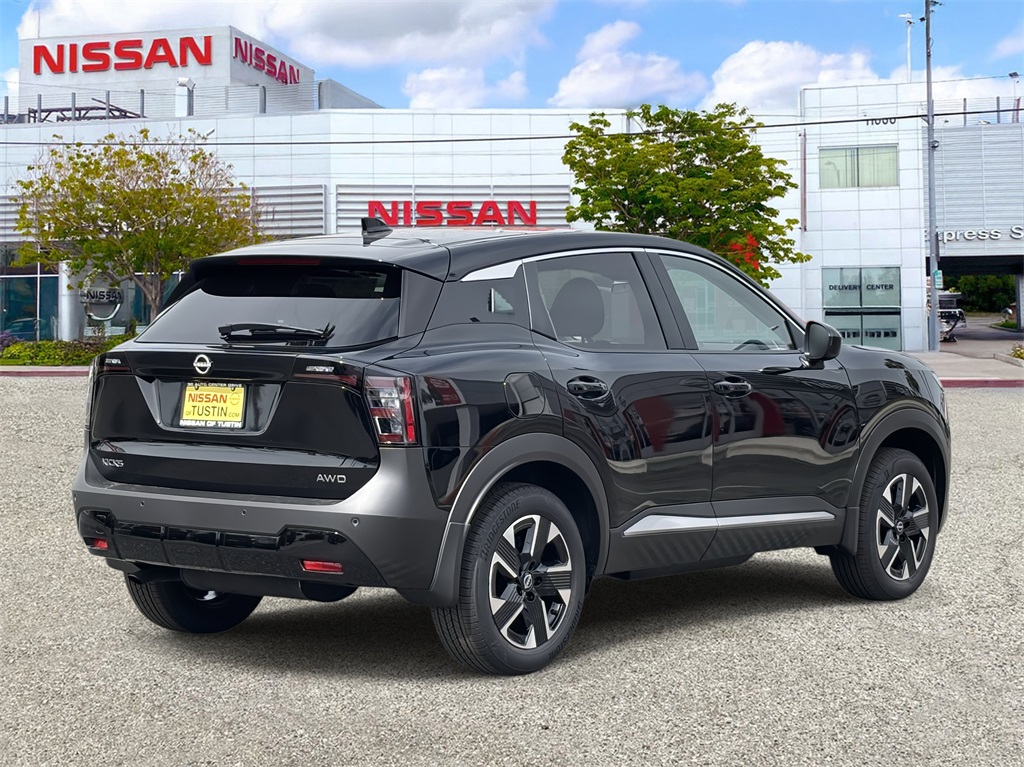 2025 Nissan Kicks SV photo 4