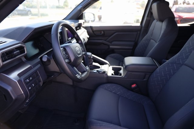 2025 Toyota Tacoma SR5 - 9