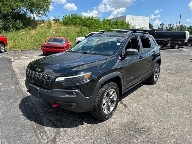 Used 2019 Jeep Cherokee Trailhawk with VIN 1C4PJMBN0KD436967 for sale in Kansas City
