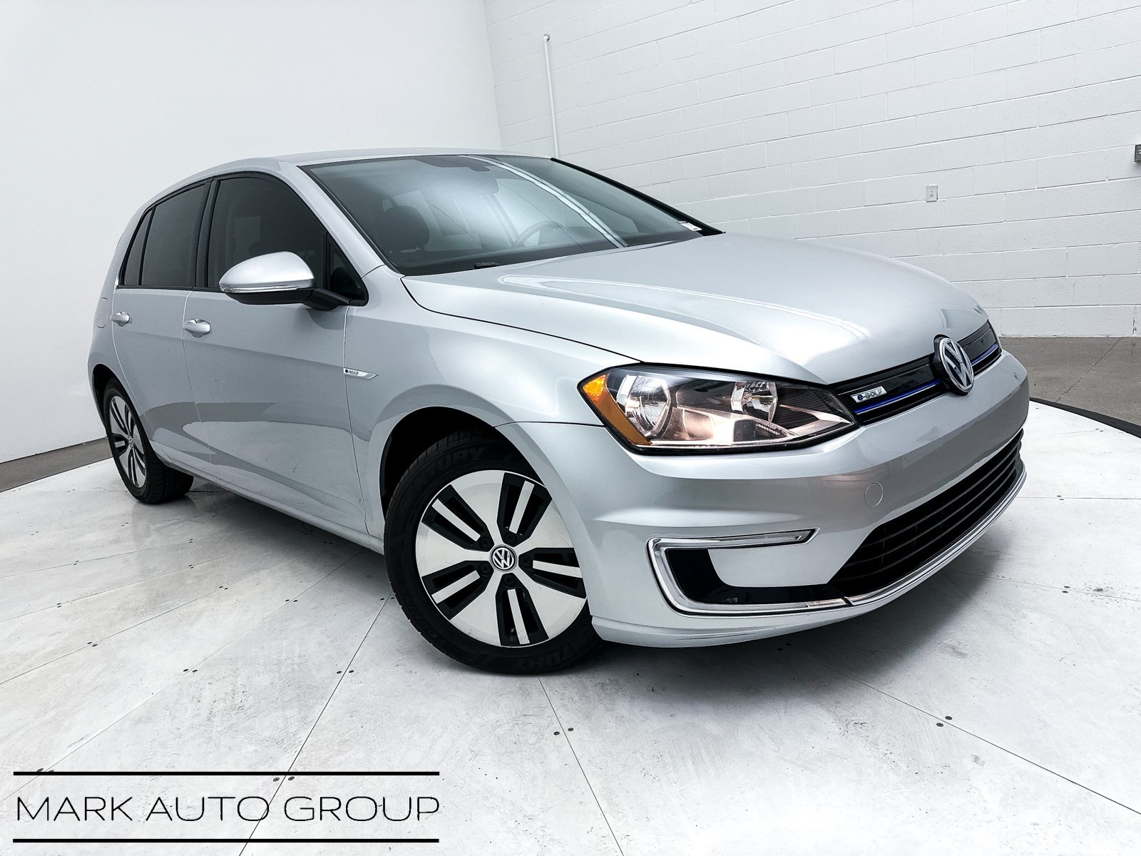 2016 Volkswagen e-Golf SE