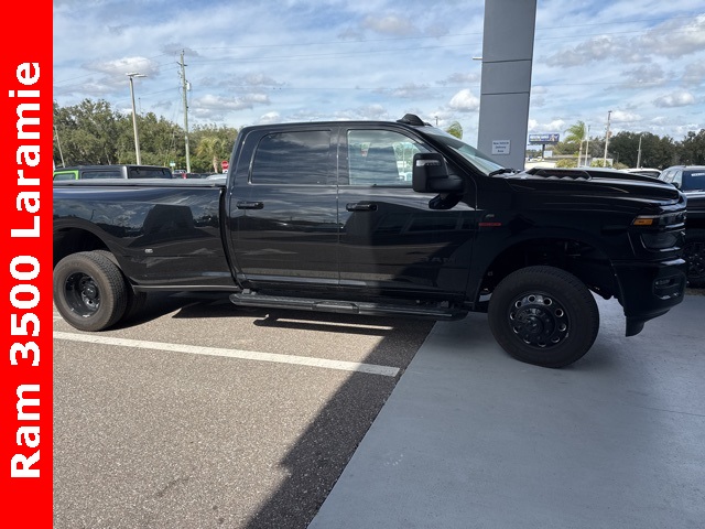 2025 RAM 3500 Laramie Crew Cab LB DRW 4WD