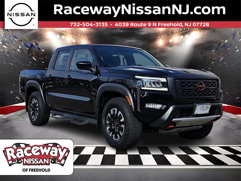 2024 Nissan Frontier PRO-4X Crew Cab 4WD