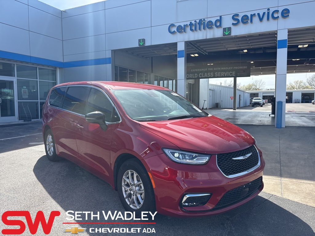 2025 Chrysler Pacifica Select FWD