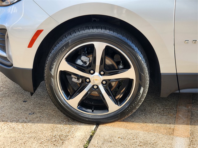 2022 Chevrolet Equinox LT - 9