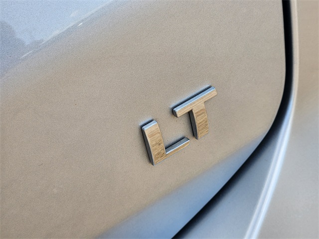 2022 Chevrolet Equinox LT - 11