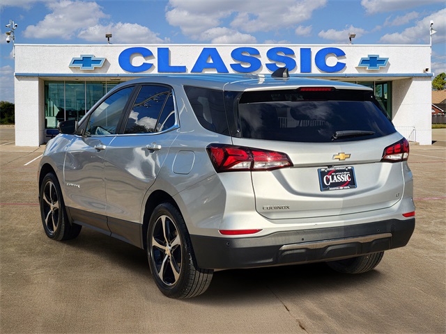 2022 Chevrolet Equinox LT - 4
