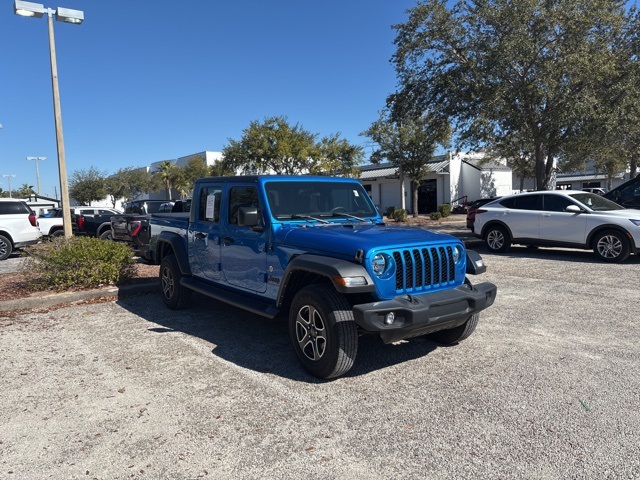 2022 Jeep Gladiator Sport Crew Cab 4WD