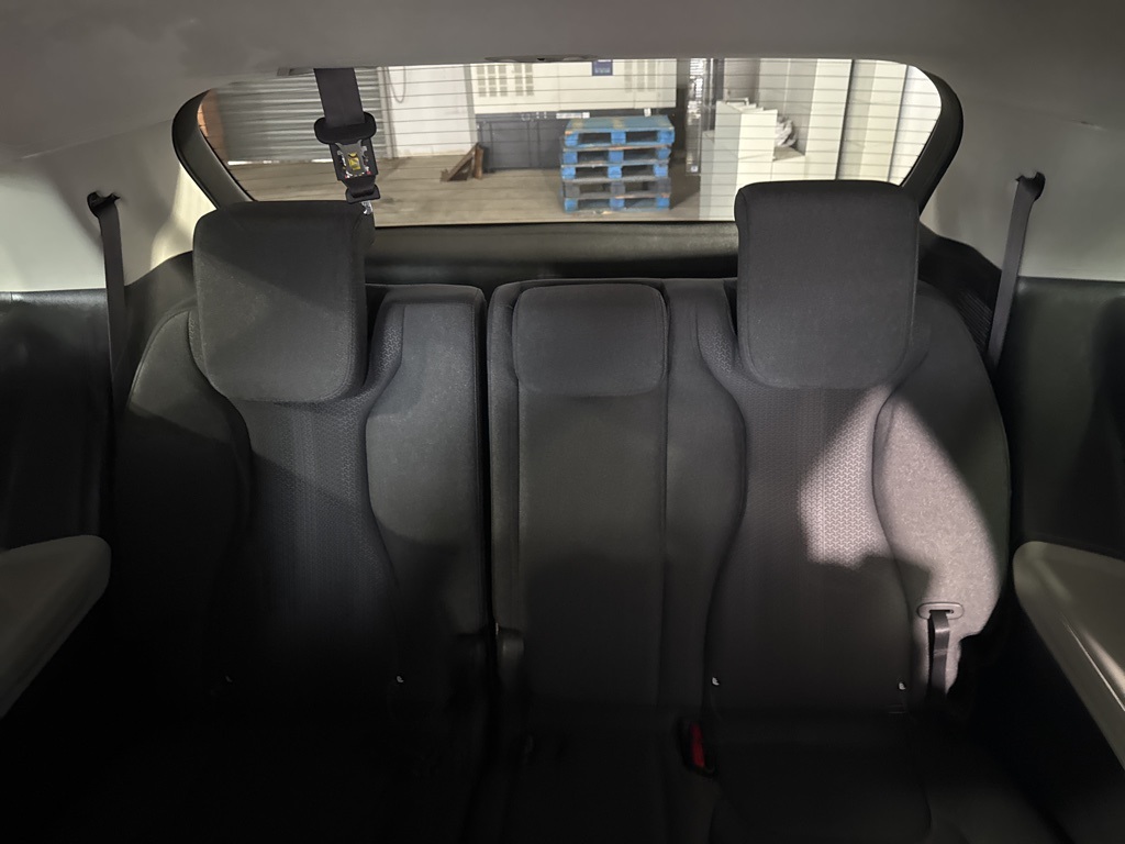 Thumbnail: 2022 Kia Carnival - 22