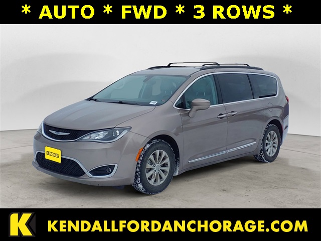 2017 Chrysler Pacifica Touring L FWD