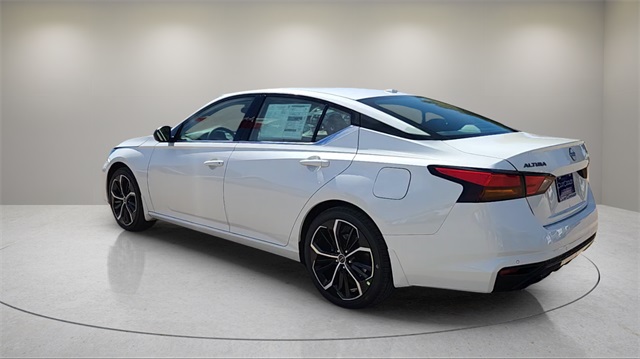 2025 Nissan Altima
