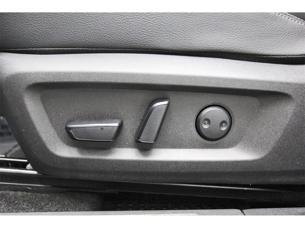 2023 Nissan Rogue SL Silver at Wharton Ford