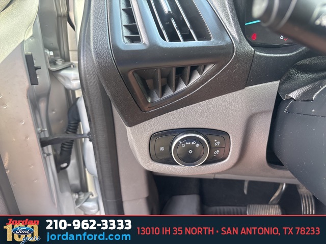 Used Car 2022 Ford Transit Connect  Xlt For Sale Under $20,000 In San Antonio, Texas