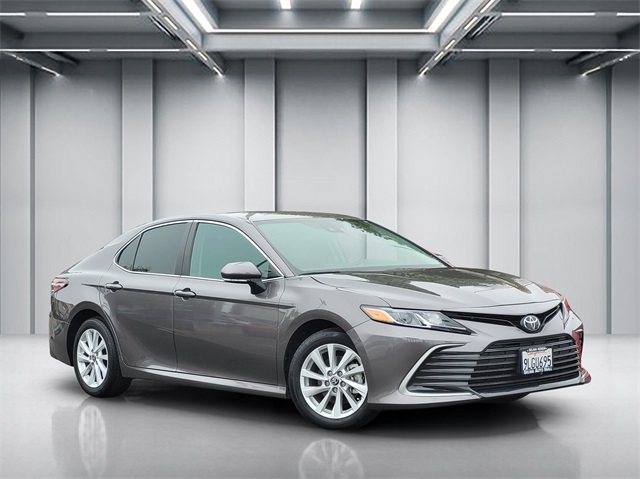 2024 Toyota Camry LE FWD