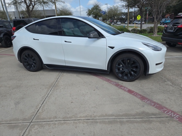 Used 2021 Tesla Model Y Long Range with VIN 5YJYGDEE3MF115922 for sale in Houston, TX