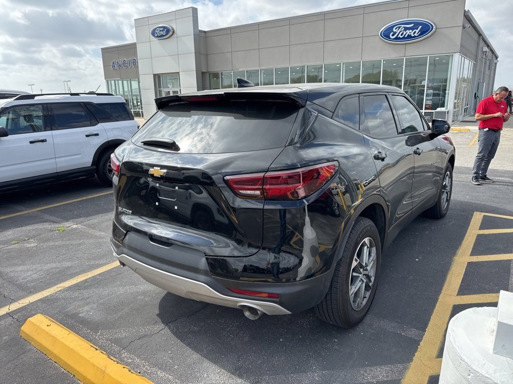 Used Car 2023 Chevrolet Blazer  Lt For Sale Under $25,000 In Floresville, Texas